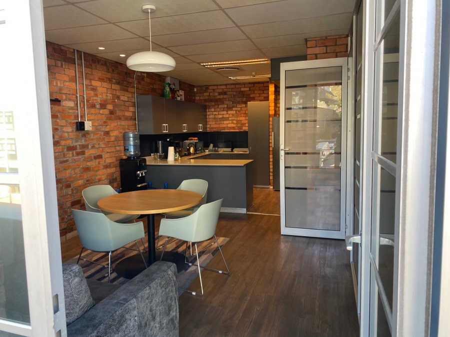To Let Commercial Property for Rent in De Waterkant Western Cape